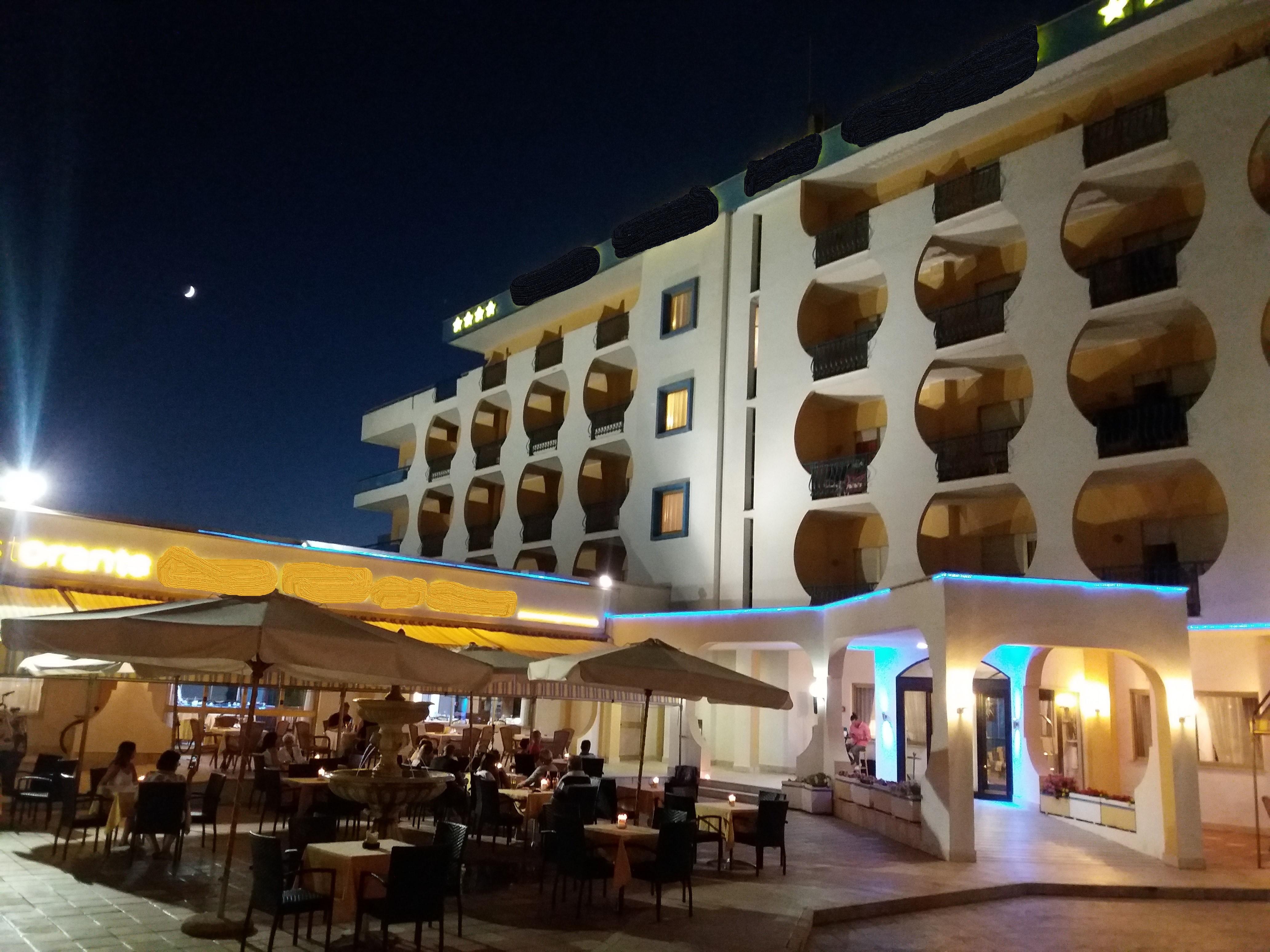 Hotel Grand Dei Cesari 4*